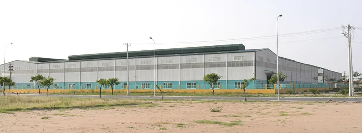 Nhà máy sản xuất ống thép 190
