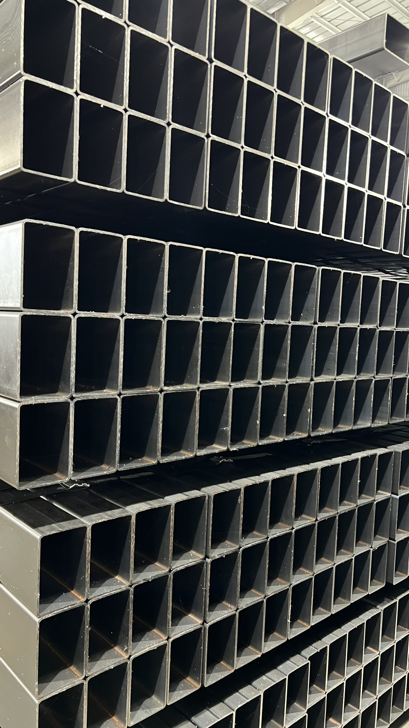 Đại lý ống thép 190 chính hãng - Ongthepsts.com